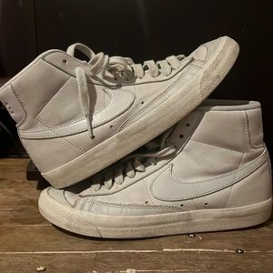 Nike phantom blazers ( dirty) but can be cleaned